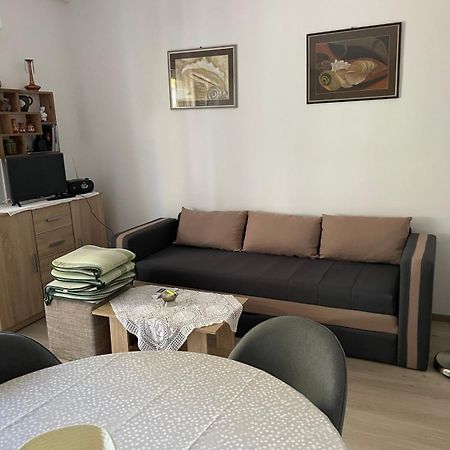 Apartman 3D คิร์ก ภายนอก รูปภาพ