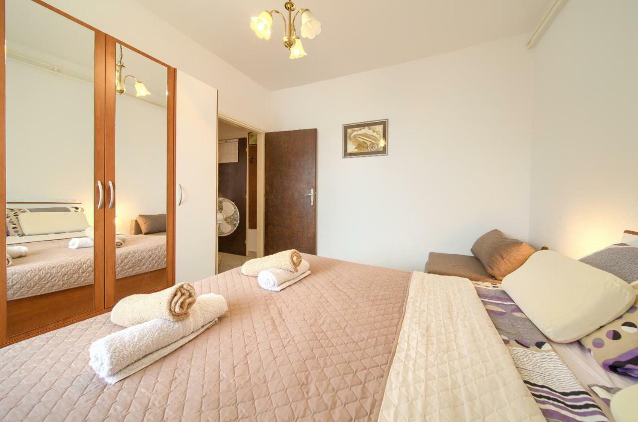 Apartman 3D คิร์ก ภายนอก รูปภาพ